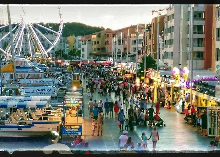 Studio-cabine 6 Couchages Cap-d'agde شقة *